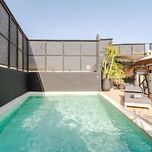 Guest house Basidi Piscine Chauffee Sur Le Toit De La Medina, Marrakesh